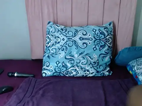 SWEETBERRYxXx online show from November 11, 2025, 5:46 pm