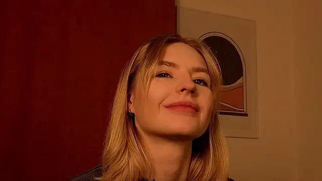 Snapshot of Sunshine_Angell chatting on January 8, 2026, 9:06 pm Sunshine Angell online show from January 8, 2026, 9:06 pm