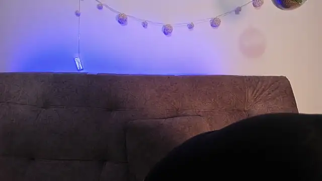 Snapshot of katalella_brown1 chatting on September 24, 2025, 12:08 pm katalella brown1 online show from September 24, 2025, 12:08 pm