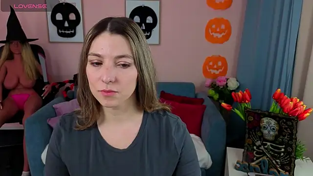 evafolver online show from October 23, 2025, 6:13 am