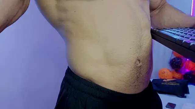 DylanGuss online show from November 5, 2025, 7:47 pm