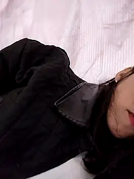 Sinejdk3 online show from October 18, 2025, 11:38 pm