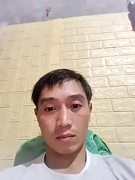 Boytasexy online show from November 17, 2025, 9:04 am