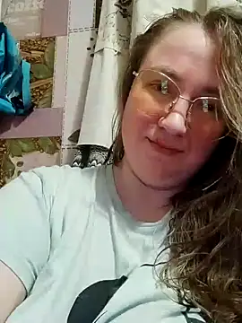 Snapshot of Kiss_Eva chatting on December 22, 2024, 5:21 pm Kiss Eva online show from December 22, 2024, 5:21 pm