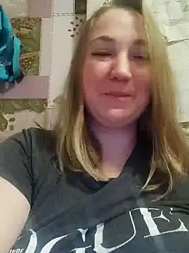 Snapshot of Kiss_Eva chatting on January 6, 2025, 3:19 pm Kiss Eva online show from January 6, 2025, 3:19 pm