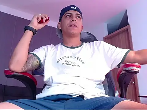 david santos16 online show from September 30, 2025, 1:43 am