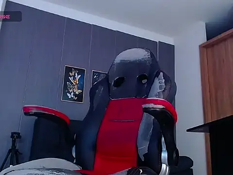 david santos16 online show from November 13, 2025, 1:15 am