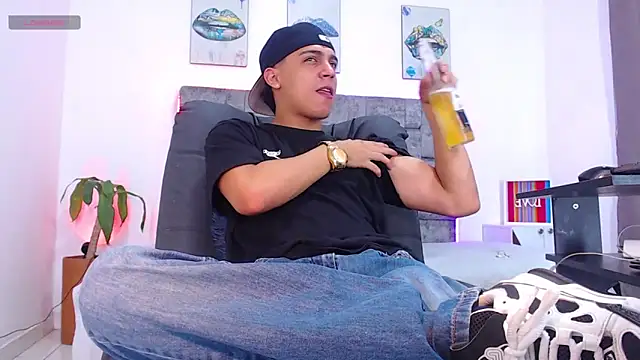 david santos16 online show from December 20, 2025, 3:57 am