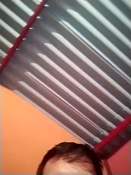 KingMaxiZ online show from November 18, 2025, 6:07 am