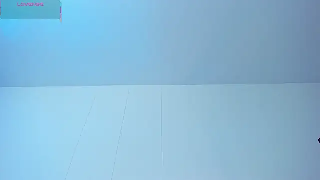 ShaunaDream online show from March 7, 2026, 4:42 am