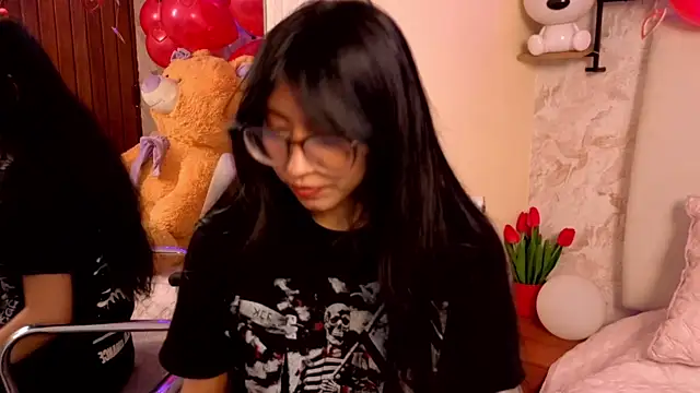 VioletxBloom online show from February 11, 2026, 7:41 pm