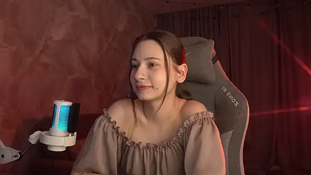 LumeNova online show from March 30, 2026, 2:12 am