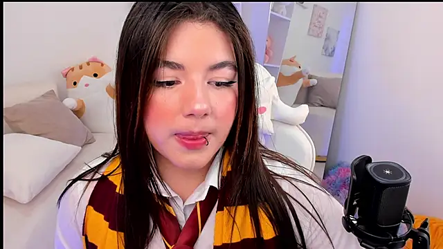 dolce antonellaa online show from October 26, 2025, 1:00 am