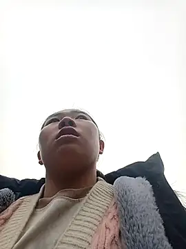 quynhkoolbae online show from February 6, 2026, 1:10 am