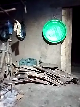 quynhkoolbae online show from March 24, 2026, 1:05 pm