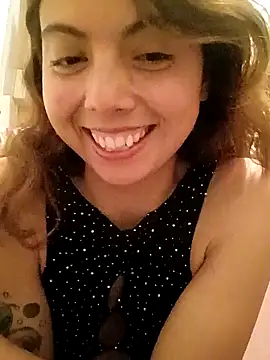 Snapshot of MoonBlueSex chatting on October 8, 2025, 4:43 am MoonBlueSex online show from October 8, 2025, 4:43 am