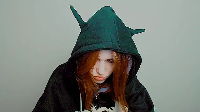 GuessMe    online show from November 3, 2025, 9:48 pm