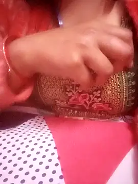 TINASONI online show from February 13, 2026, 10:50 pm