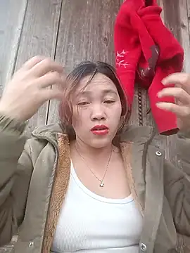 miumiu 00 online show from January 6, 2026, 6:50 am