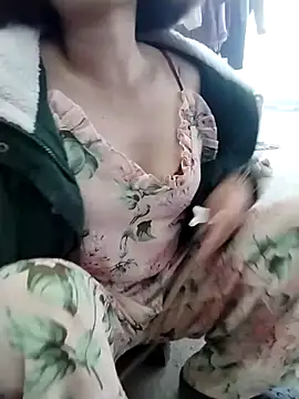 linda bae00 online show from January 6, 2026, 2:26 am