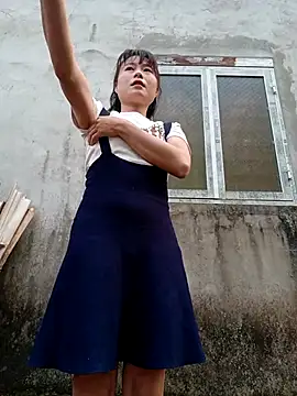 linda bae00 online show from March 30, 2026, 12:44 am