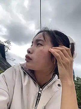 beobeo 2xx online show from October 26, 2025, 2:06 am