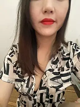 Dieknr online show from September 28, 2025, 1:44 am