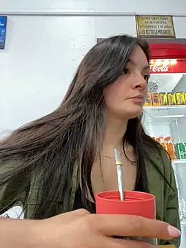 Snapshot of Danielaeliana chatting on September 9, 2025, 9:03 pm Danielaeliana online show from September 9, 2025, 9:03 pm