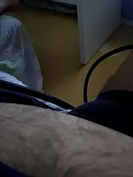 Snapshot of t-dog26 chatting on September 27, 2025, 3:00 am t-dog26 online show from September 27, 2025, 3:00 am