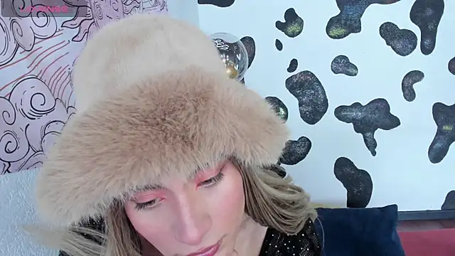 Snapshot of brihanna_cooper chatting on November 20, 2025, 2:28 pm brihanna cooper online show from November 20, 2025, 2:28 pm