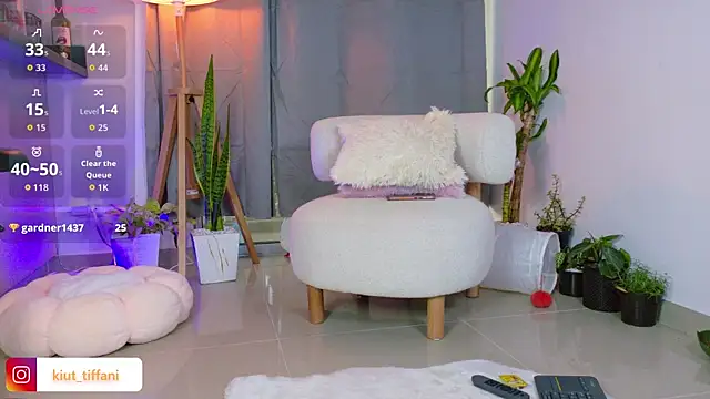 Kiut tiffanii online show from September 12, 2025, 10:59 am