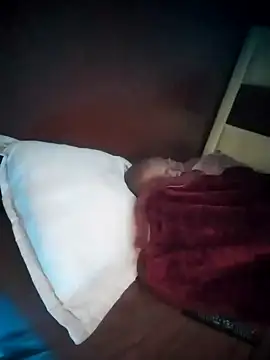 Snapshot of TinnyVsGiant chatting on September 23, 2025, 2:58 am TinnyVsGiant online show from September 23, 2025, 2:58 am