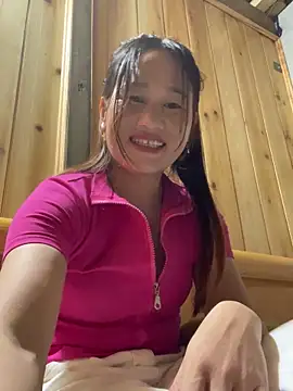 phungtiti online show from September 26, 2025, 2:32 pm