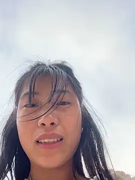 EmLy02 online show from February 17, 2026, 9:28 am