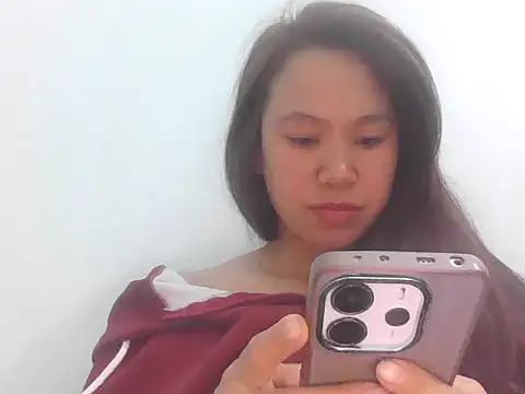 Snapshot of fanchunn chatting on February 18, 2026, 12:39 am fanchunn online show from February 18, 2026, 12:39 am