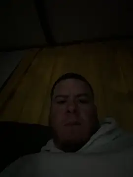 kev0n2389 online show from October 14, 2025, 5:41 am