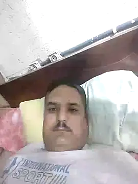 Snapshot of mM0140 chatting on November 28, 2025, 3:25 pm mM0140 online show from November 28, 2025, 3:25 pm