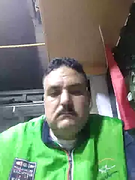 mM0140 online show from December 13, 2025, 11:21 pm