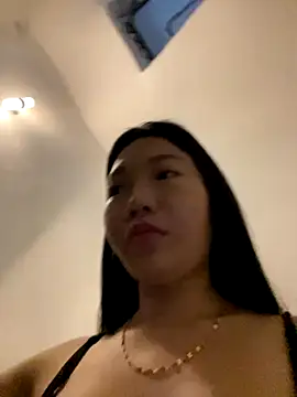 Miumieu online show from October 11, 2025, 1:38 am