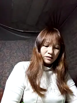 Mini3333 online show from February 6, 2026, 10:24 pm