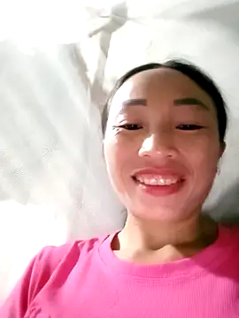 lucybaby00 online show from September 11, 2025, 1:00 pm