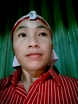 lucybaby00 online show from October 23, 2025, 9:08 am