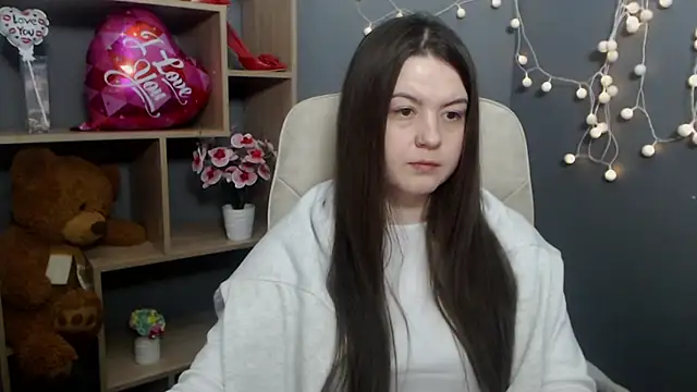 MavkaCute online show from February 17, 2026, 6:58 pm