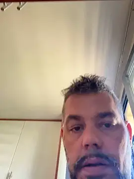 NoeliaGarcia17 online show from September 11, 2025, 2:39 pm