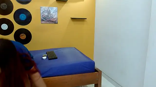 skinnyverus18 online show from February 7, 2026, 7:06 pm