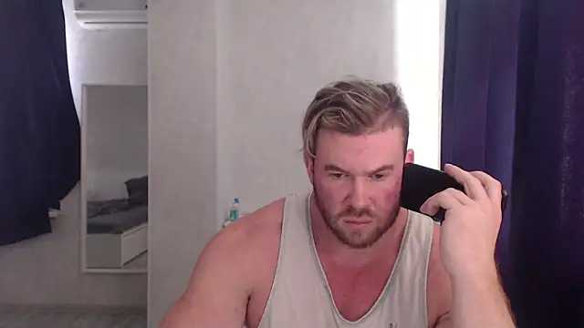 Snapshot of ThorHemsworthRU chatting on December 16, 2024, 10:29 am ThorHemsworthRU online show from December 16, 2024, 10:29 am