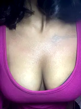 Snapshot of Joy_Love_Roxie chatting on October 4, 2025, 6:06 pm Joy Love Roxie online show from October 4, 2025, 6:06 pm