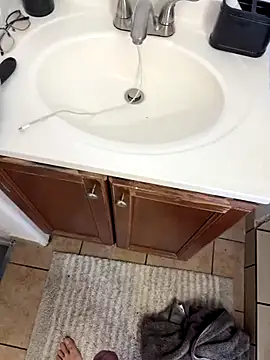 Snapshot of javier_89ER chatting on September 15, 2025, 10:32 pm javier 89ER online show from September 15, 2025, 10:32 pm