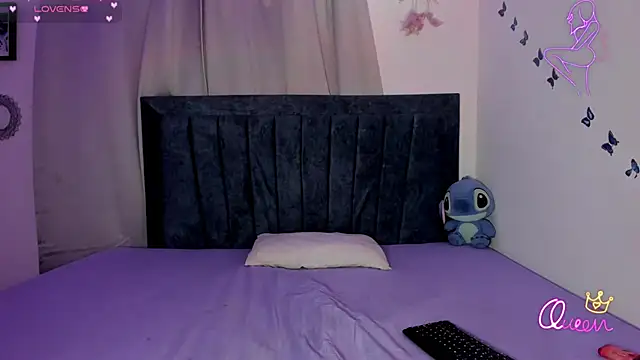 emmie bunny online show from February 26, 2026, 11:15 pm