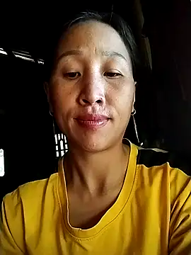 cute love00 online show from November 7, 2025, 3:50 am